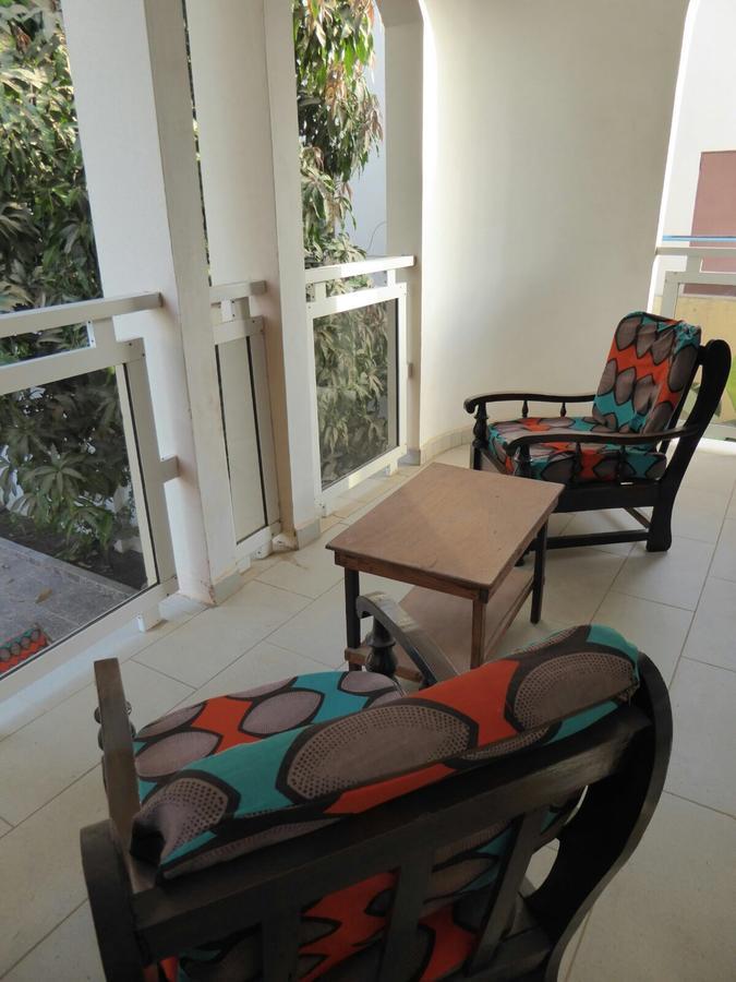Sarawally Guesthouse Ampaya Bagian luar foto