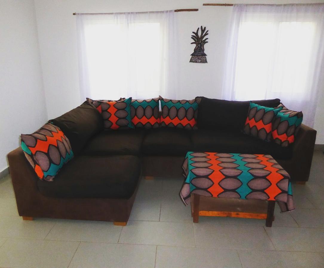 Sarawally Guesthouse Ampaya Bagian luar foto