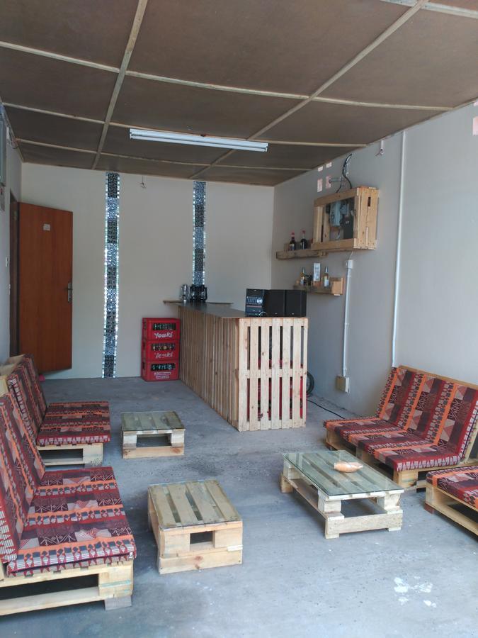 Sarawally Guesthouse Ampaya Bagian luar foto